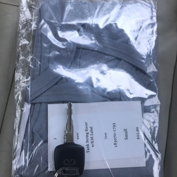 Tae Bo Tank String Racer w/KM Label in Grey - Picture 2 of 3